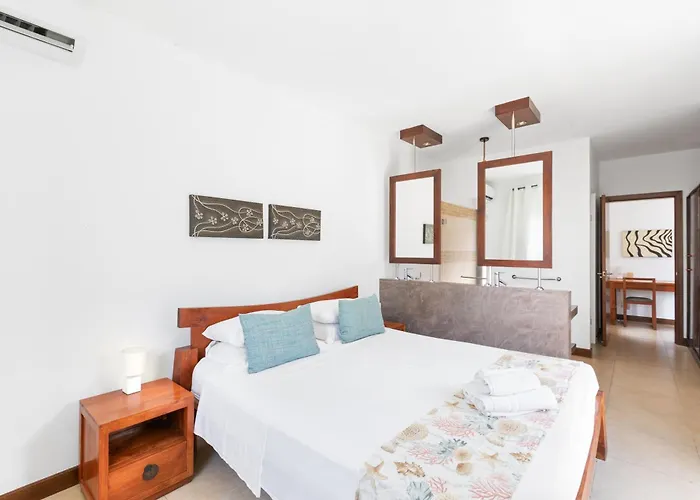 Athena Villa D10