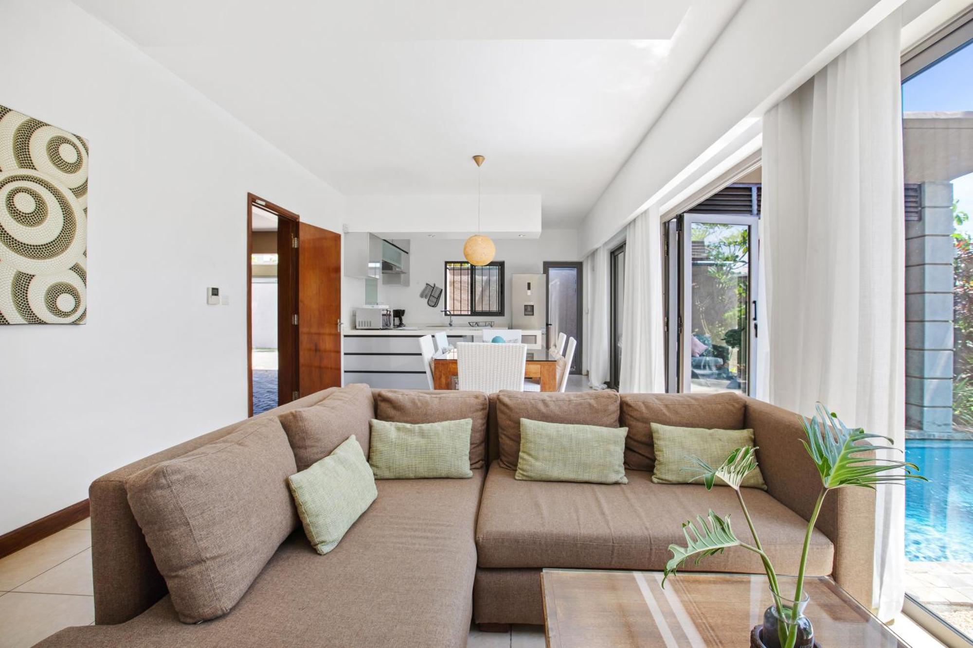 Athena D10 Grand Baie