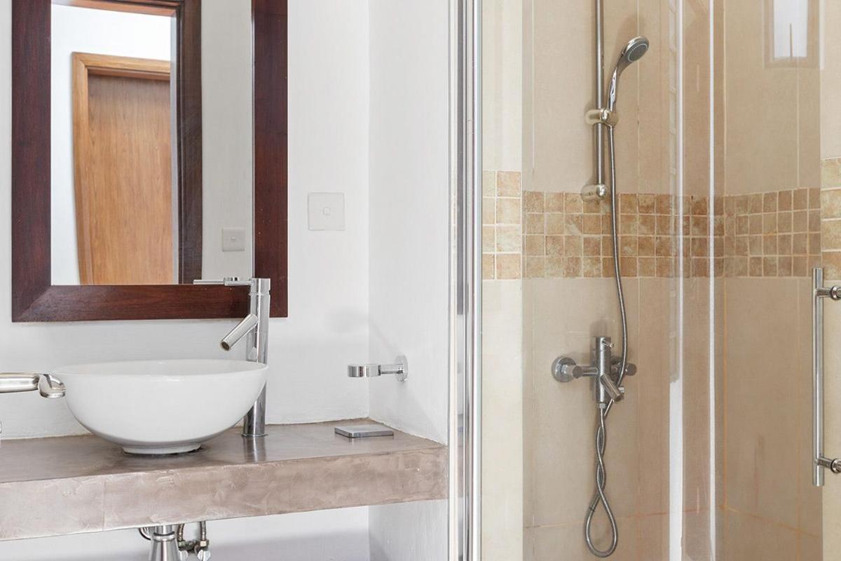 Athena D10 Grand Baie